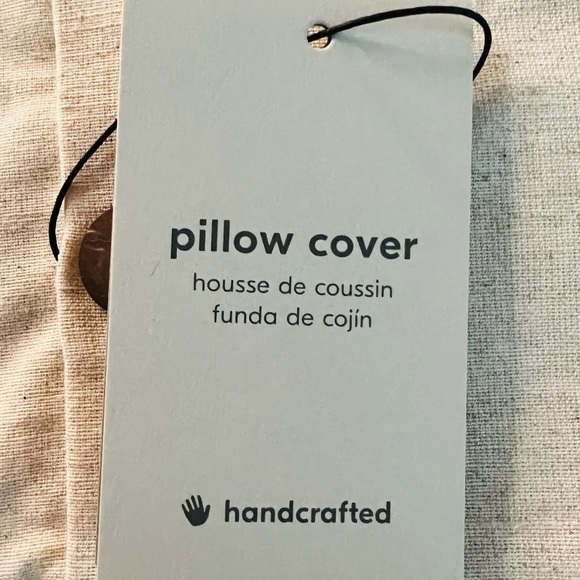 WEST ELM GORGEOUS YELLOW, GRAY AND BLUE GRAY PILLOW COVERS NWT - Picture 8 of 12